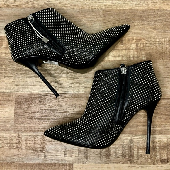 NWT-AUTHENTIC Giuseppe Zanotti Black Leather Metal Studded Booties, 36 (6.0/6.5) - Picture 2 of 12